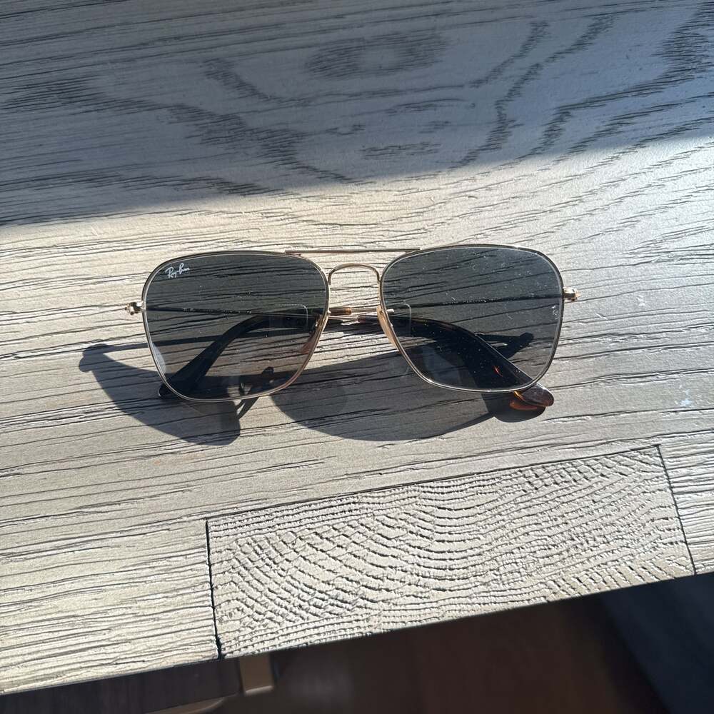 Ray-Ban B&L Caravan Gold Frame Green G-15 Lens Aviator Sunglasses
